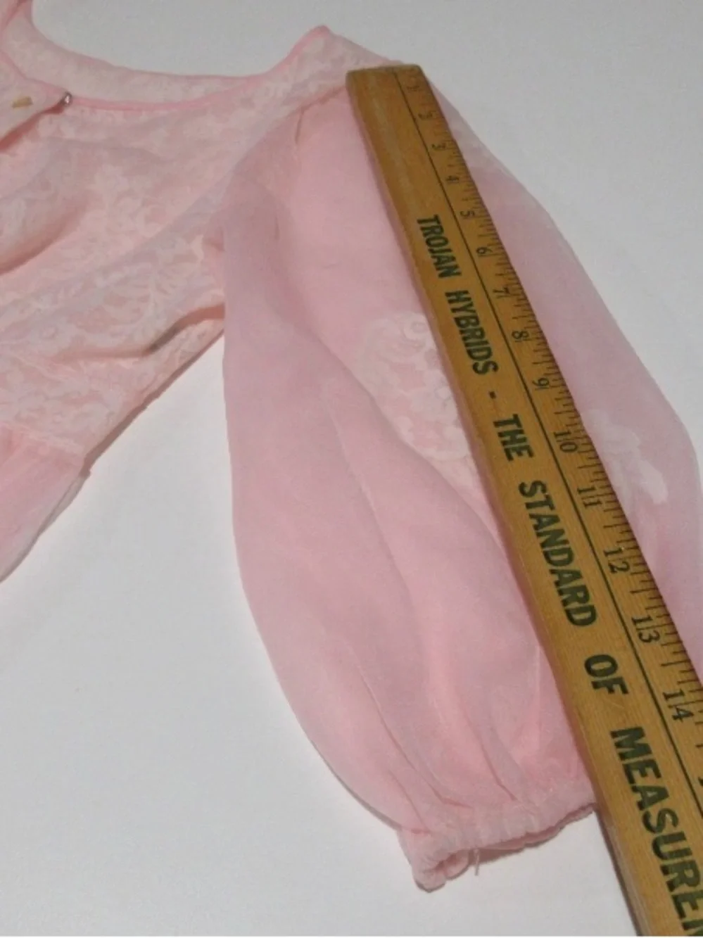 Vintage Miss Elaine Pink Peignoir Dressing Gown Sheer Lace Puff Sleeves Small